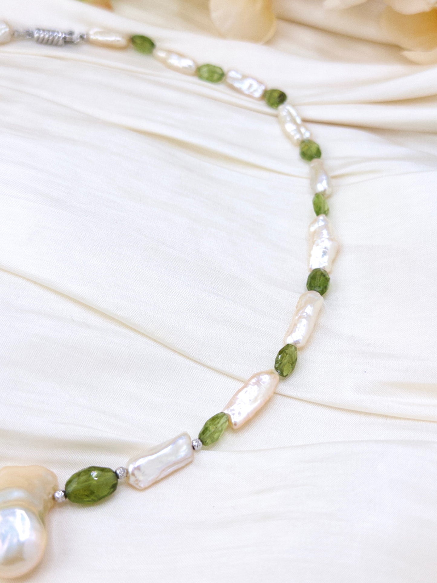 Peridot Baroque Pearl Necklace