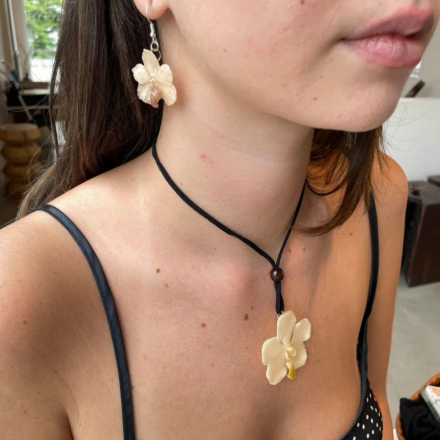 White Vanda Classic Orchid Set